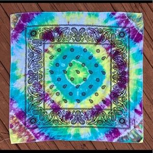 tie dye bandana